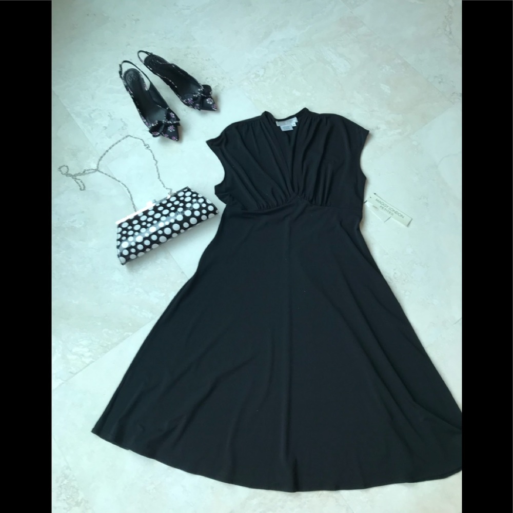 Maggy London NWT Little Black Dress Sz12p - Picture 7 of 7